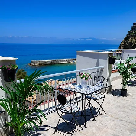 Exclusive Couette-café